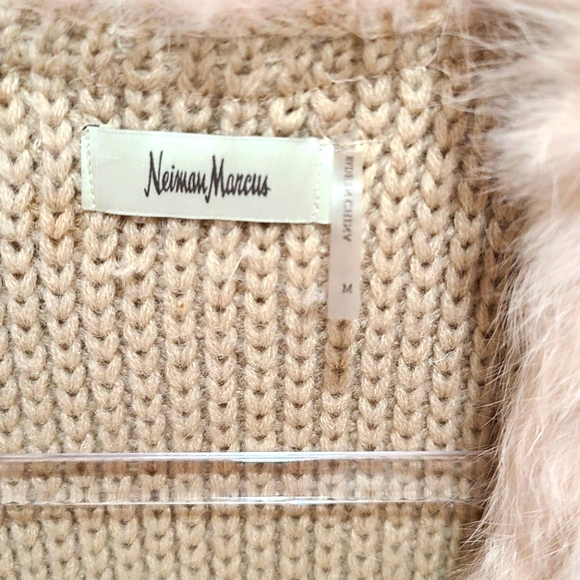 Neiman Marcus Rabbit Fur Vest Medium BNWT - Picture 8 of 10